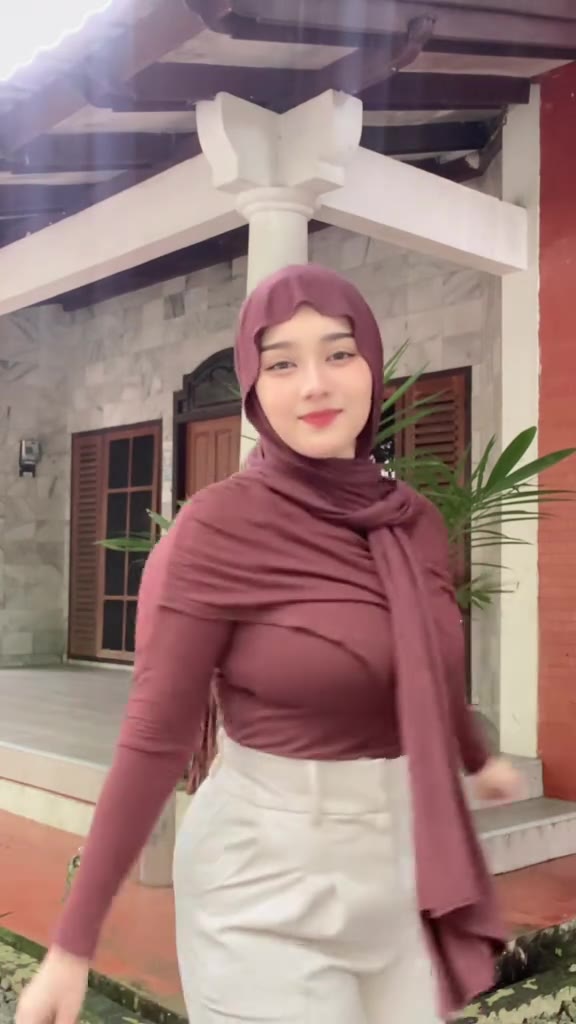 Izza Fadilah Vc 1 0hta0n6l72ai